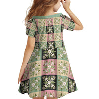 Seamless Pattern Maile and Pikake Lei Family Matching Summer Maxi Dress and Hawaiian Shirt Squares Maile Leaf - Polynesian Pride