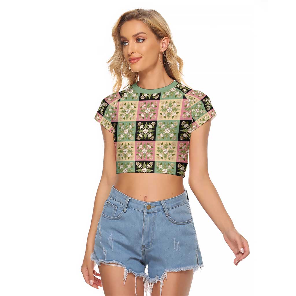 Seamless Pattern Maile and Pikake Lei Raglan Cropped T Shirt Squares Maile Leaf - Polynesian Pride
