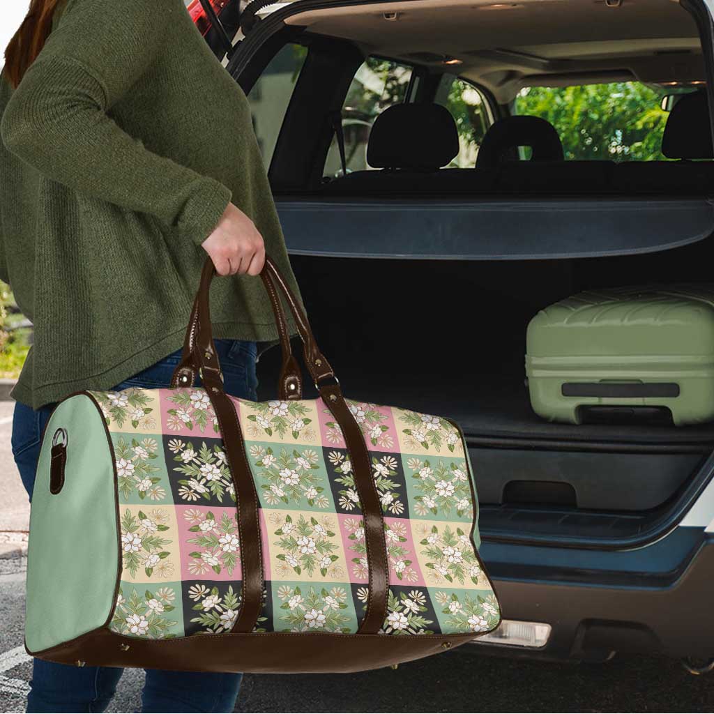 Seamless Pattern Maile and Pikake Lei Travel Bag Squares Maile Leaf - Polynesian Pride