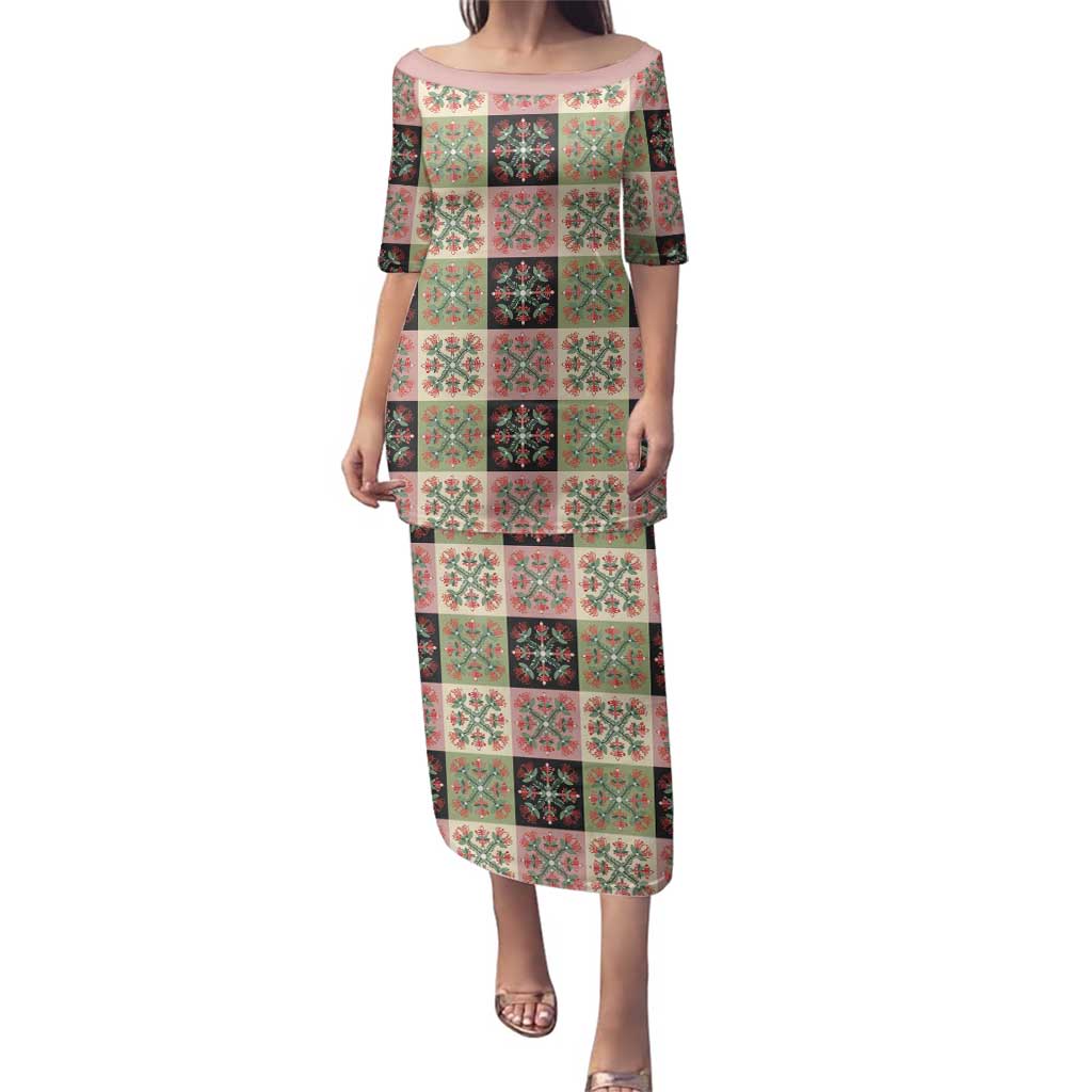 Seamless Pattern Pikake Lei Family Matching Puletasi and Hawaiian Shirt Floral Squares Pikake - Polynesian Pride