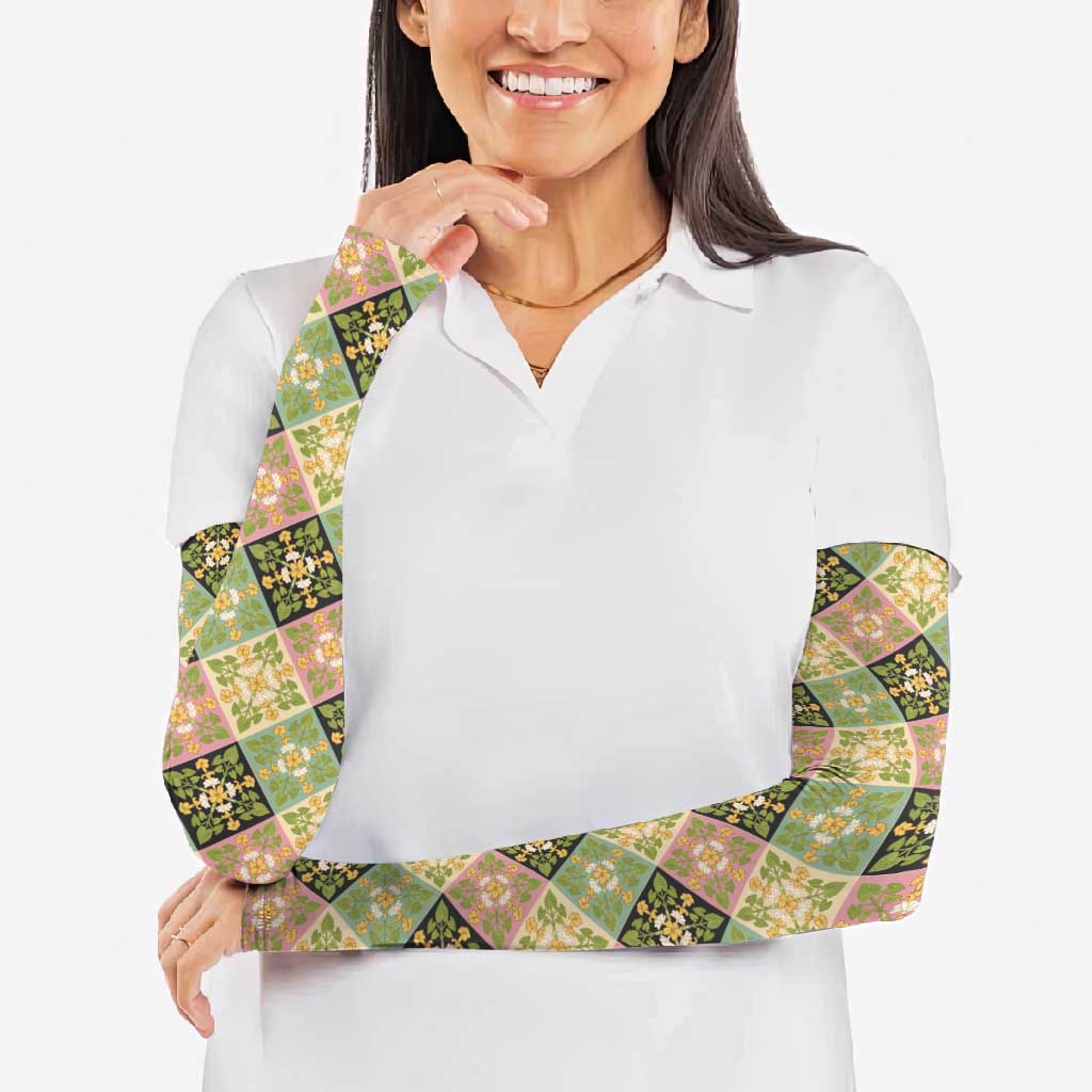 Seamless Pattern Puakenikeni and Kalo Arm Sleeves - Polynesian Pride