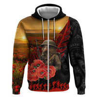 Maori Kiwi Soldier Fern Tattoo ANZAC Day Hoodie Lest We Forget LT9 Zip Hoodie Black - Polynesian Pride