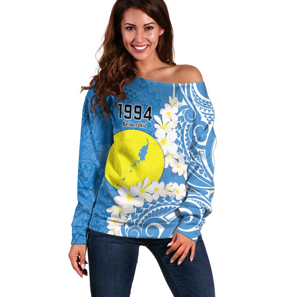 Personalized Palau 1994 Belau Rekid Off Shoulder Sweater Polynesian Plumeria Style LT9 Women Blue - Polynesian Pride