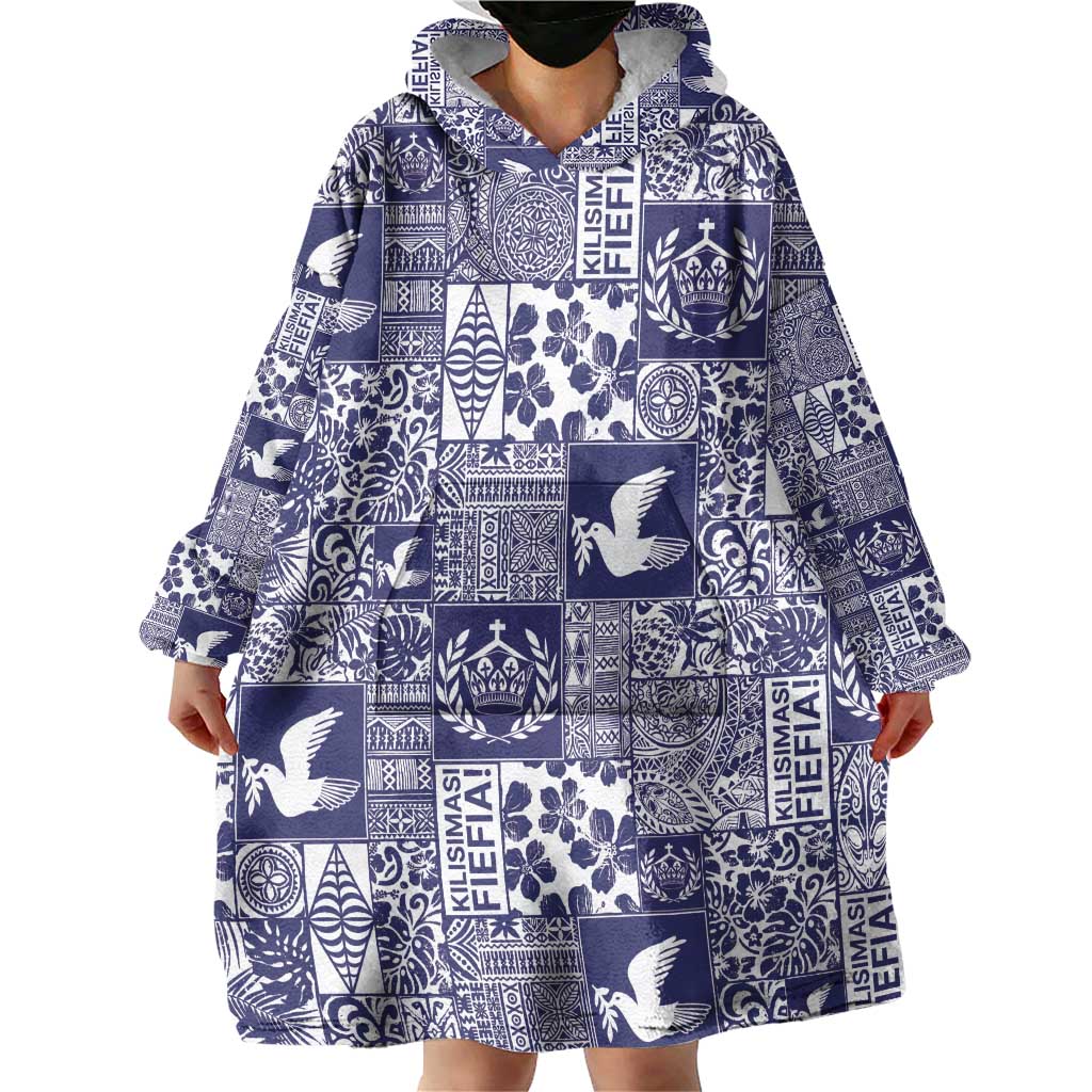 Blue Tonga Kilisimasi Fiefia Wearable Blanket Hoodie Pacific Patchwork Xmas Vibes LT9 - Polynesian Pride