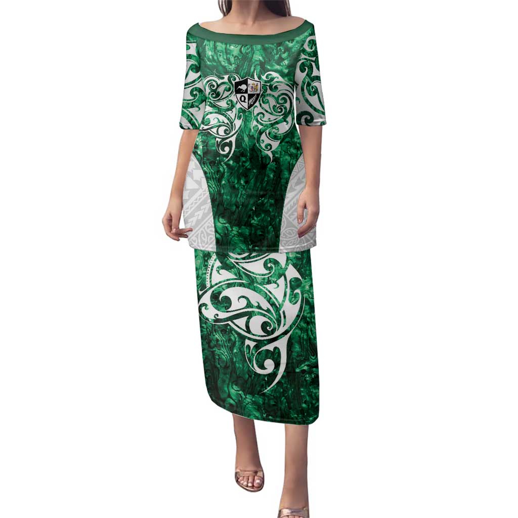 Queensland Maori Kiwi Personalised Family Matching Puletasi and Hawaiian Shirt Kikirangi Papua Shell Maori Tribal Tattoo LT9 Mom's Dress Green - Polynesian Pride