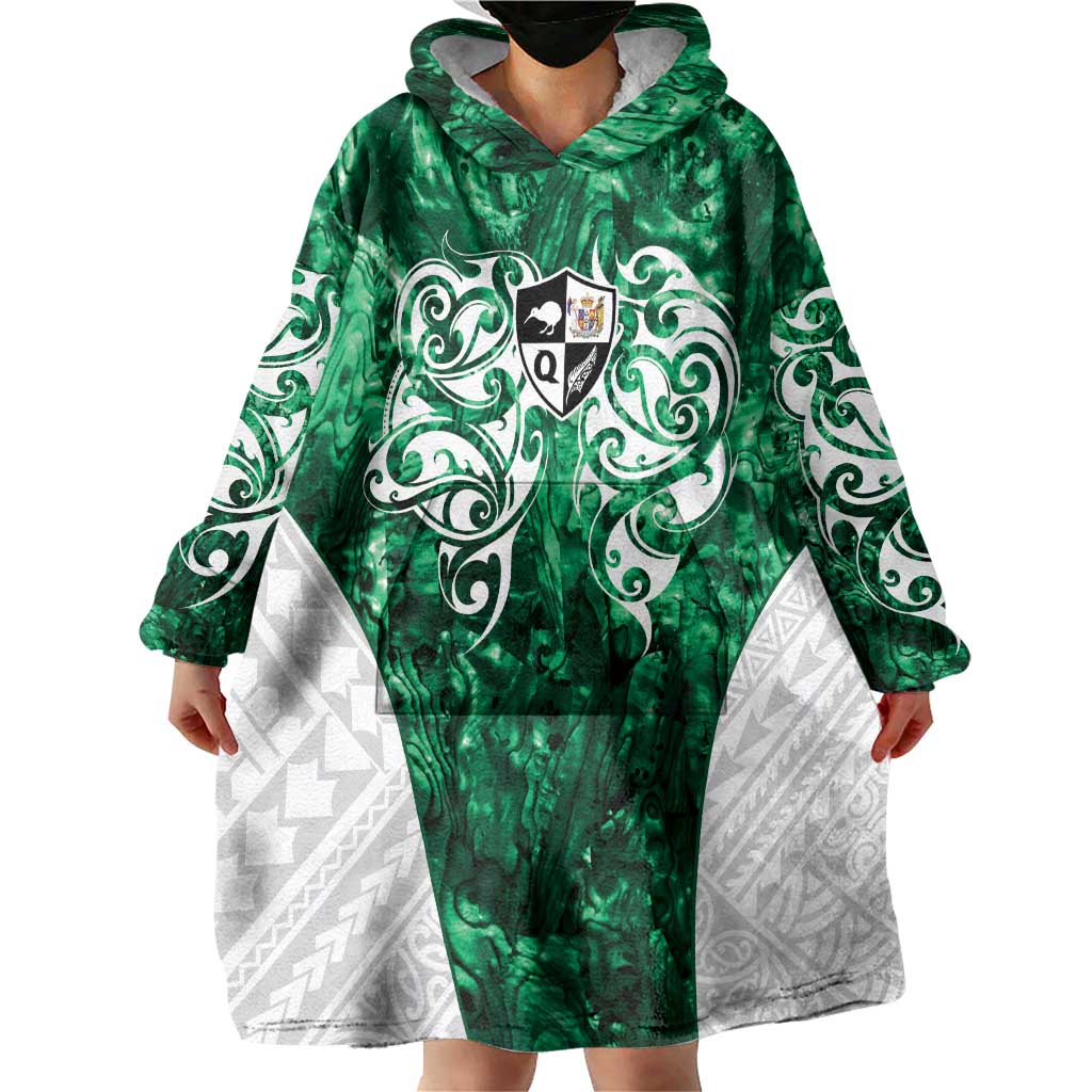 Queensland Maori Kiwi Personalised Wearable Blanket Hoodie Kikirangi Papua Shell Maori Tribal Tattoo LT9 - Polynesian Pride