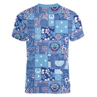 Federated States of Micronesia Merry Christmas Women V-Neck T-Shirt Pacific Patchwork Xmas Vibes - Polynesian Pride