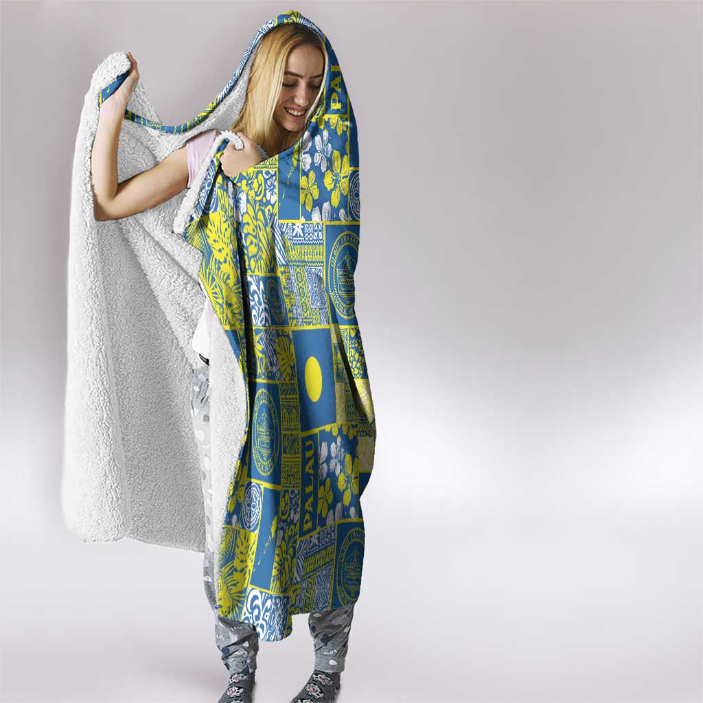 Palau Ungil Kurismas Hooded Blanket Pacific Patchwork Xmas Vibes - Polynesian Pride