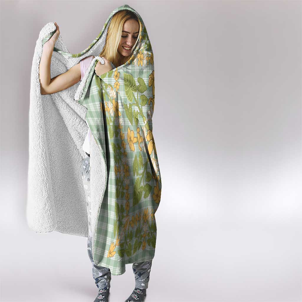 Squares Puakenikeni and Kalo Hooded Blanket Turquoise Palaka Hawaiian Quilt Pattern - Polynesian Pride