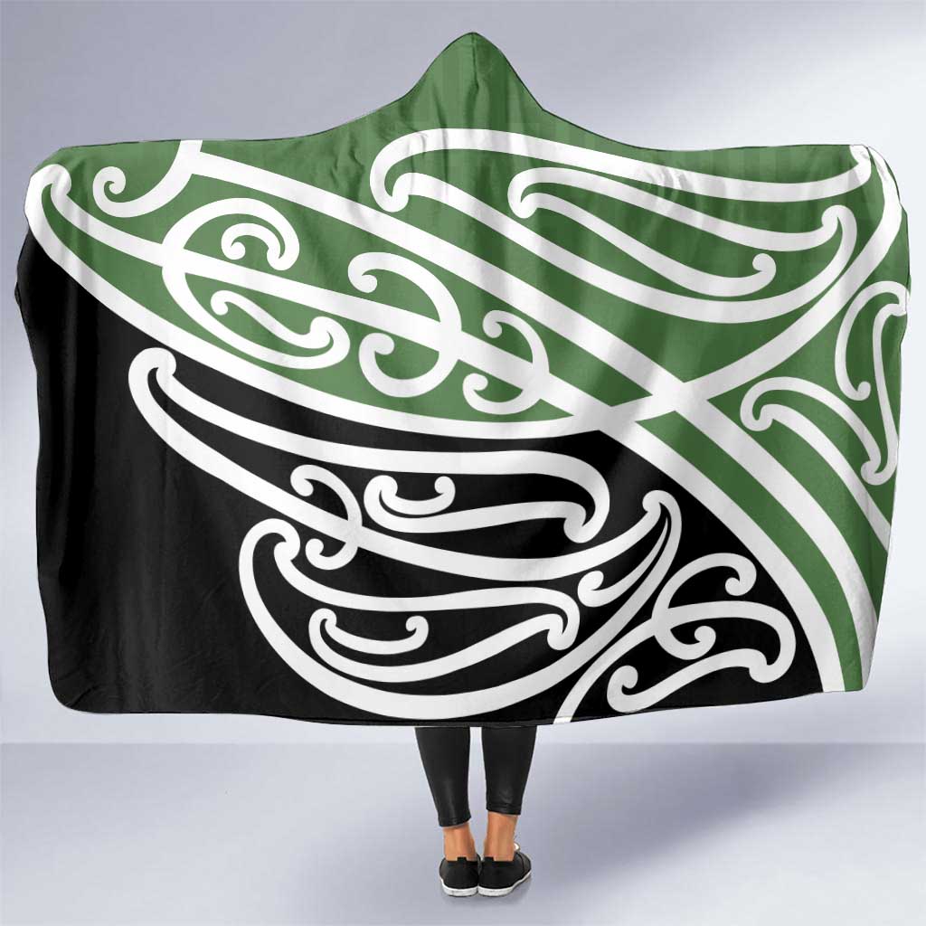 Green Fern New Zealand Kowhai Ngutukak Hooded Blanket - Polynesian Pride