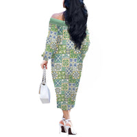 Mele Kalikimaka Hawaii Christmas Off The Shoulder Long Sleeve Dress Omaomao Seamless Floral Motif - Polynesian Pride