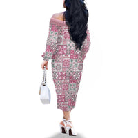 Mele Kalikimaka Hawaii Christmas Family Matching Off The Shoulder Long Sleeve Dress and Hawaiian Shirt Akala Seamless Floral Motif LT9 - Polynesian Pride