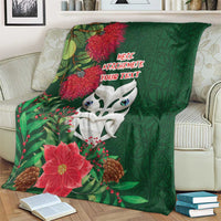 Maori Wheku Meri Kirihimete Personalised Blanket All Green Indigenous Maori Motif - Polynesian Pride