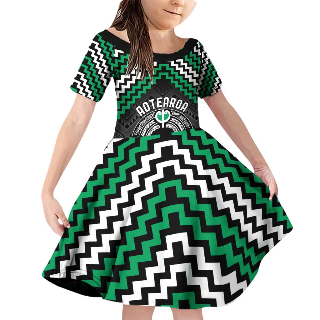 Personalised Aotearoa Niho Taniwha Motif Family Matching Off Shoulder Short Dress and Hawaiian Shirt Green Style LT9 Daughter's Dress Green - Polynesian Pride