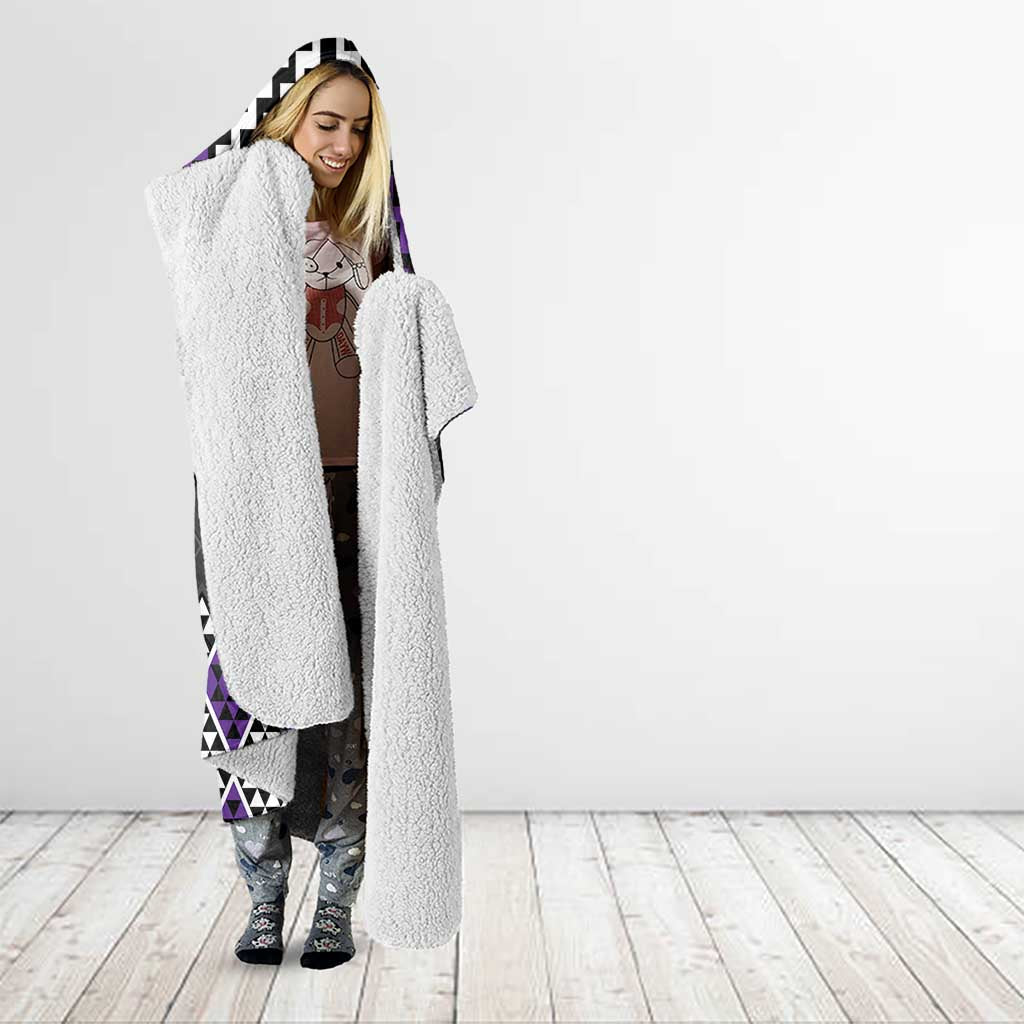 Personalised Aotearoa Niho Taniwha Motif Hooded Blanket Violet Style