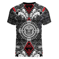 Black Aotearoa Tanilo Motif Women V-Neck T-Shirt Vintage Maori New Zealand Tribal Art Pattern