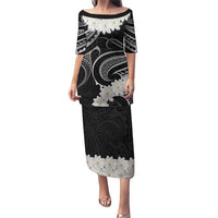 White Sunday Tokelau Gardenia Thunbergia Puletasi Fakamalo Atu Kia Te Koutou Uma LT9 Long Dress Black - Polynesian Pride