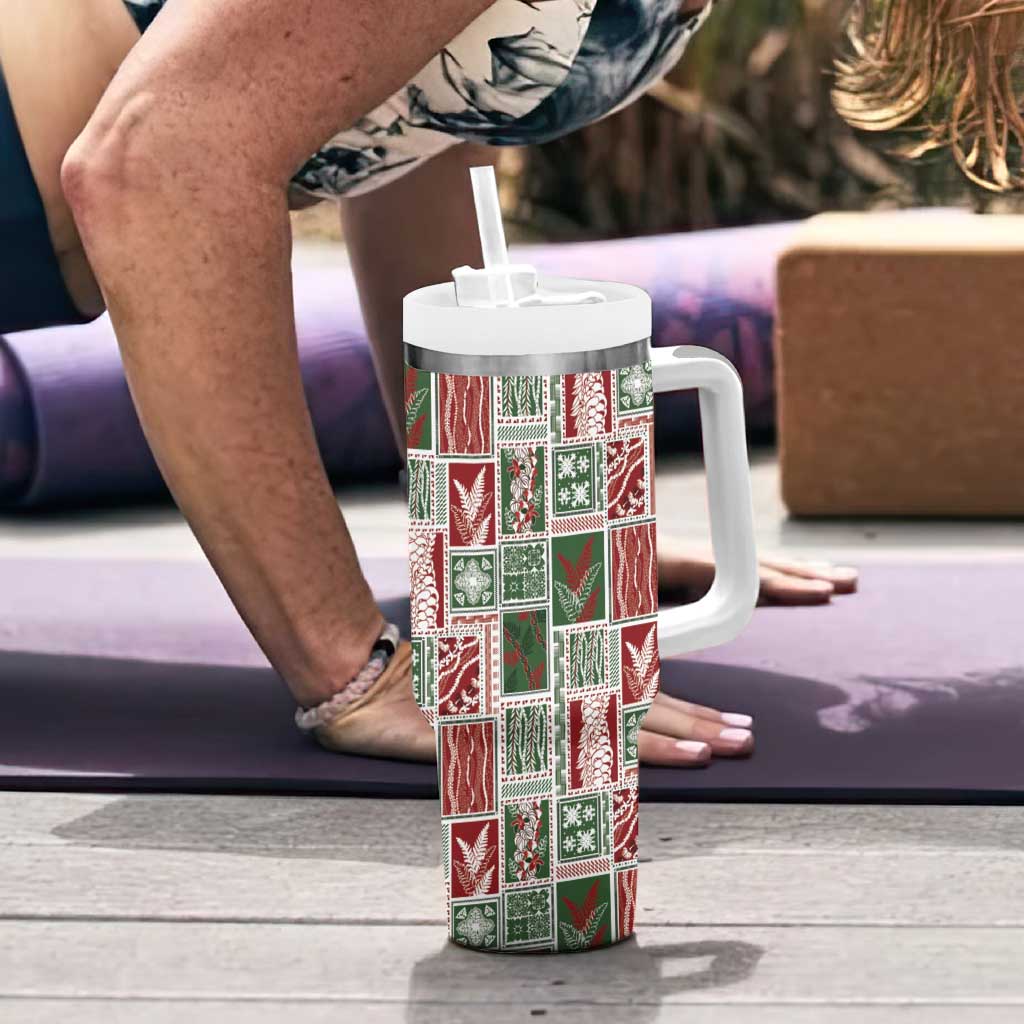Mele Kalikimaka Hawaiian Quilt and Lei Patchwork Tumbler With Handle - Polynesian Pride