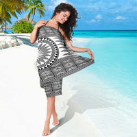 All White Tonga Malo e lelei Sarong Vintage Ngatu Tribal Pattern - Polynesian Pride
