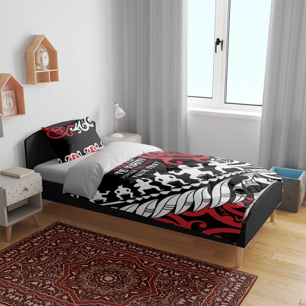 Honour The Treaty New Zealand Personalised Bedding Set Toitu Te Tiriti Half Fern with Haka dance LT9 - Polynesian Pride