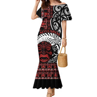 Honour The Treaty New Zealand Personalised Family Matching Mermaid Dress and Hawaiian Shirt Toitu Te Tiriti Indigenous Maori Face LT9 Mom's Dress Black - Polynesian Pride