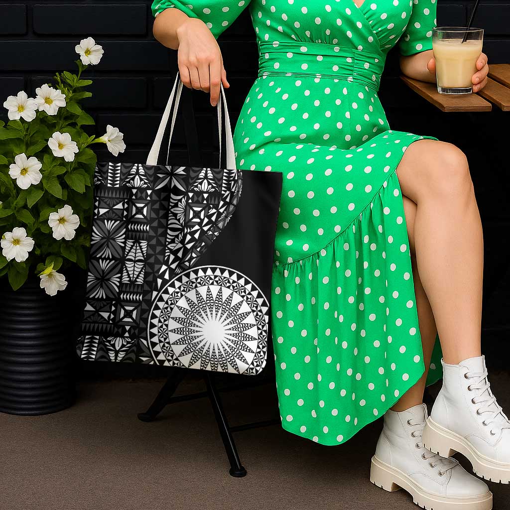 Black Tongan Ngatu Fonulei Pattern Tote Bag LT9 - Polynesian Pride