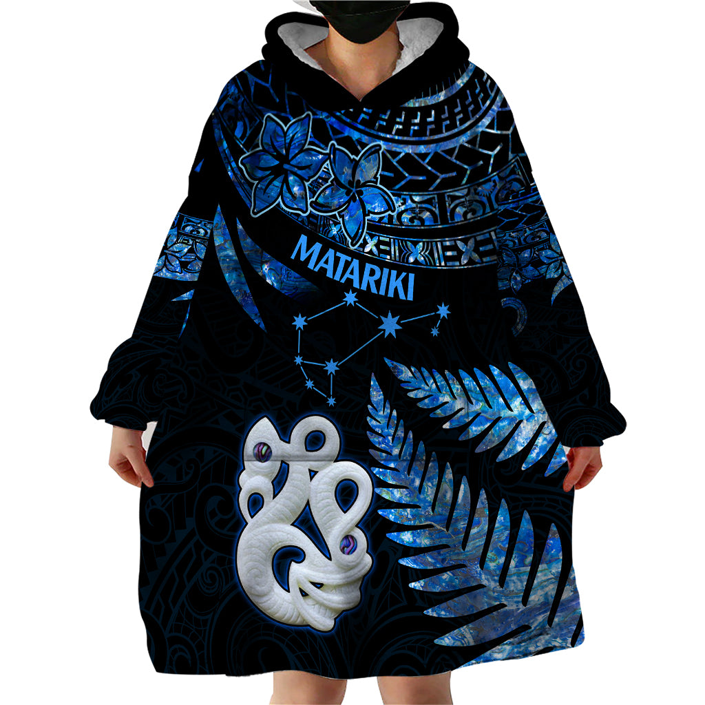 Matariki New Zealand Wearable Blanket Hoodie Maori Manaia with Paua Shell - Blue LT9 - Polynesian Pride