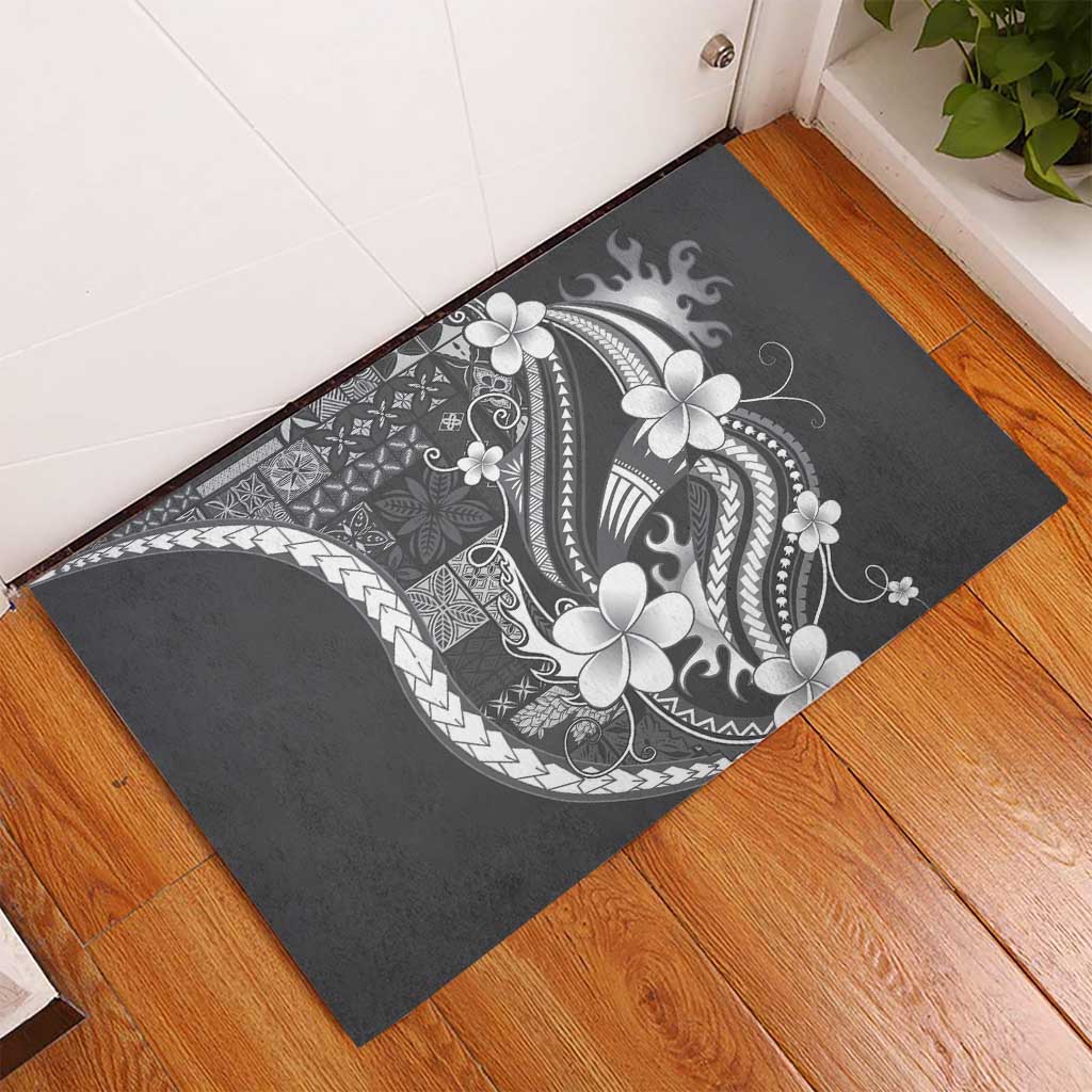 Samoa Siapo Tribal Pattern Rubber Doormat Light Gray Polynesian Plumeria Tapa Motif