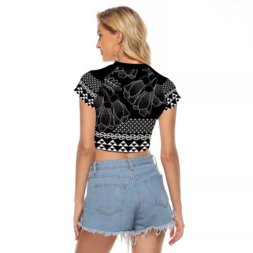 Black Taniko Kowhaiwhai Tukutuku Motif Raglan Cropped T Shirt