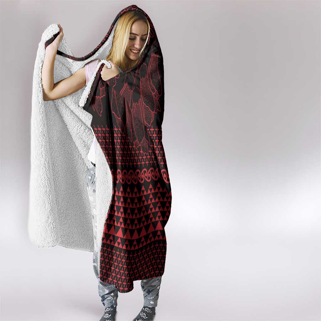 Red Taniko Kowhaiwhai Tukutuku Motif Hooded Blanket