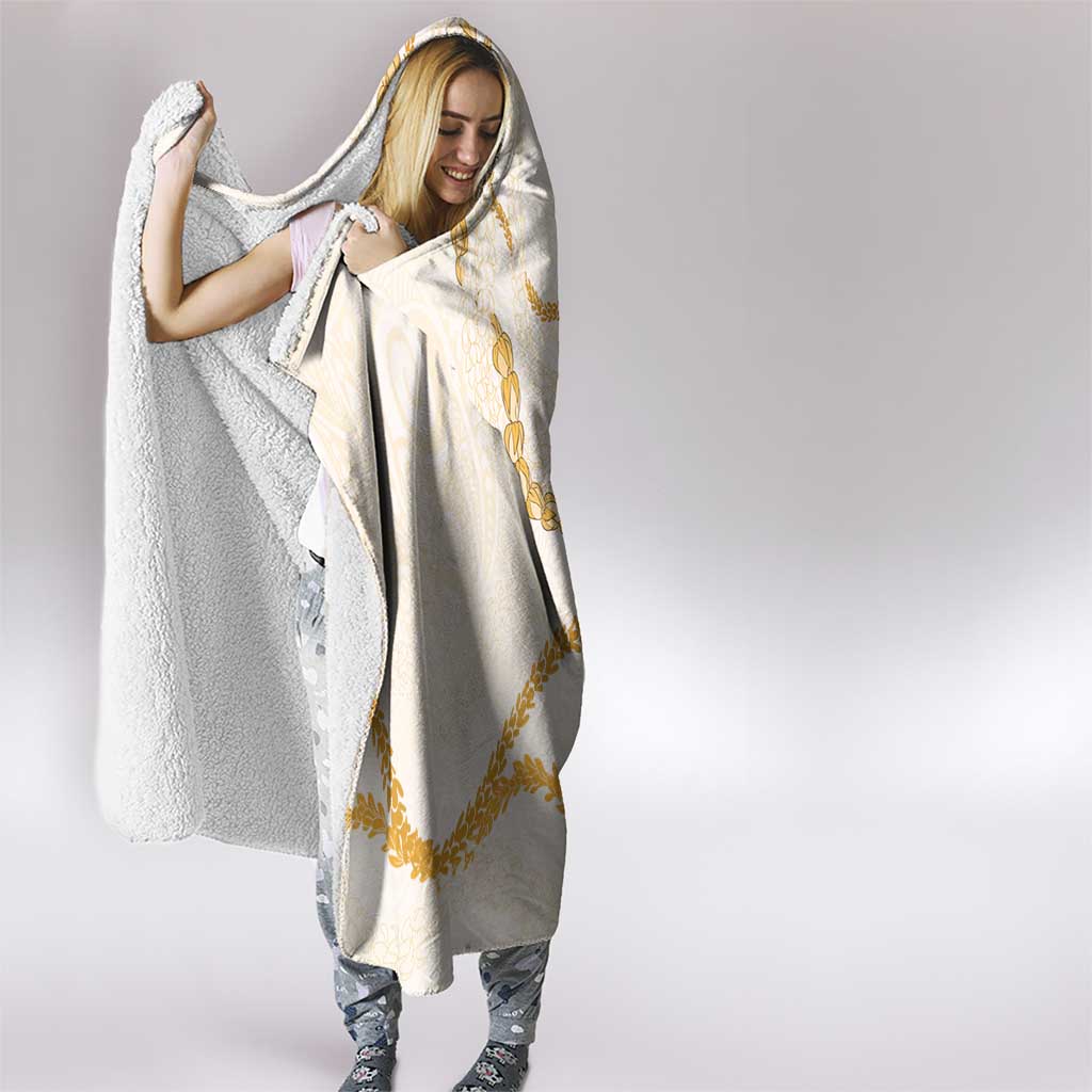 Aloha Lei Mikioi Hooded Blanket Gold Polynesian Tribal Tatau Pattern