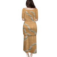 Aloha Pakalana and Puakenikeni Lei Family Matching Puletasi and Hawaiian Shirt Gold Hawaiian Pattern LT9 - Polynesian Pride