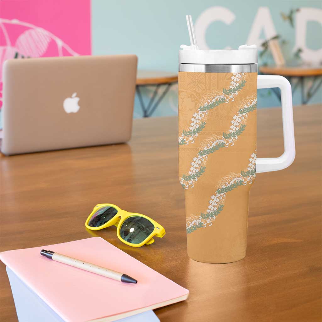 Aloha Pakalana and Puakenikeni Lei Tumbler With Handle Gold Hawaiian Pattern