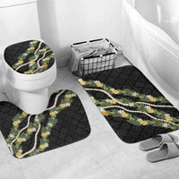 Puakenikeni Anthurium Pikake Lei Bathroom Set Hawaiian Quilt Pattern LT9 Mat Set Only (3 pcs) One Size Black - Polynesian Pride