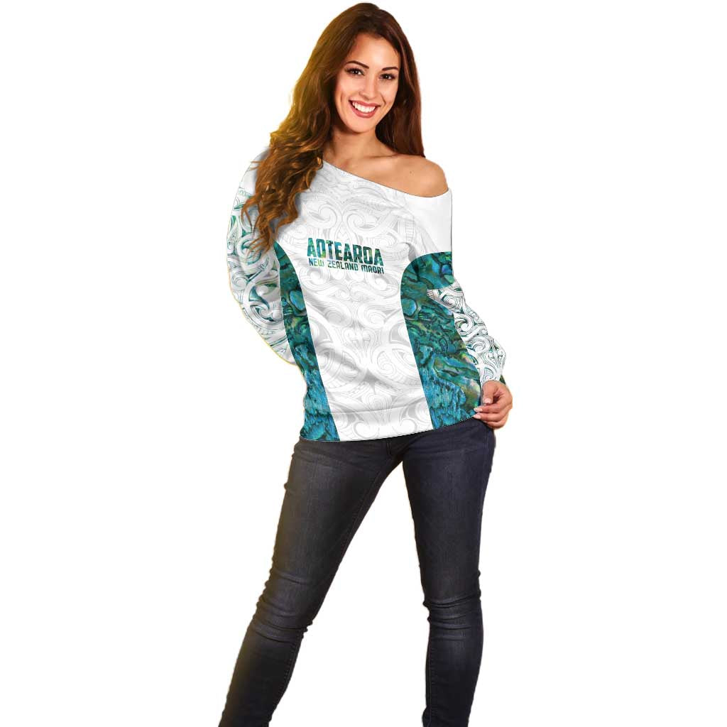 Custom New Zealand Aotearoa Off Shoulder Sweater Green Maori Paua Shell Indigenous - Polynesian Pride
