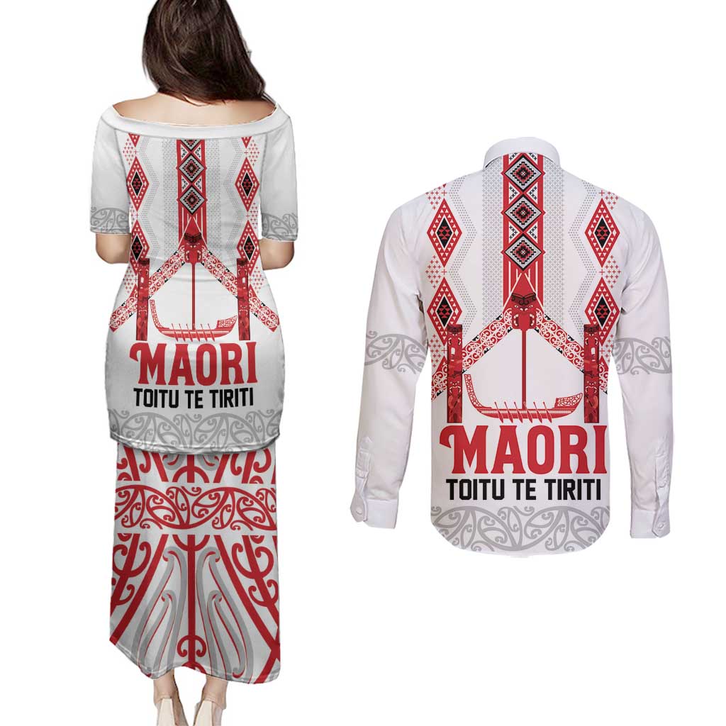 Toitu Te Tiriti Waitangi Couples Matching Puletasi and Long Sleeve Button Shirt White Wharenui House - Polynesian Pride