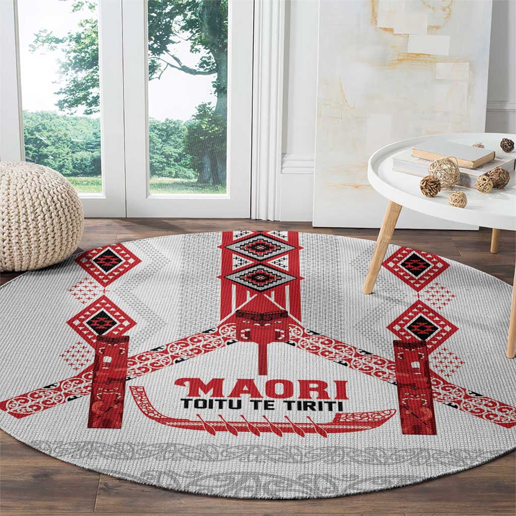Toitu Te Tiriti Waitangi Round Carpet White Wharenui House - Polynesian Pride