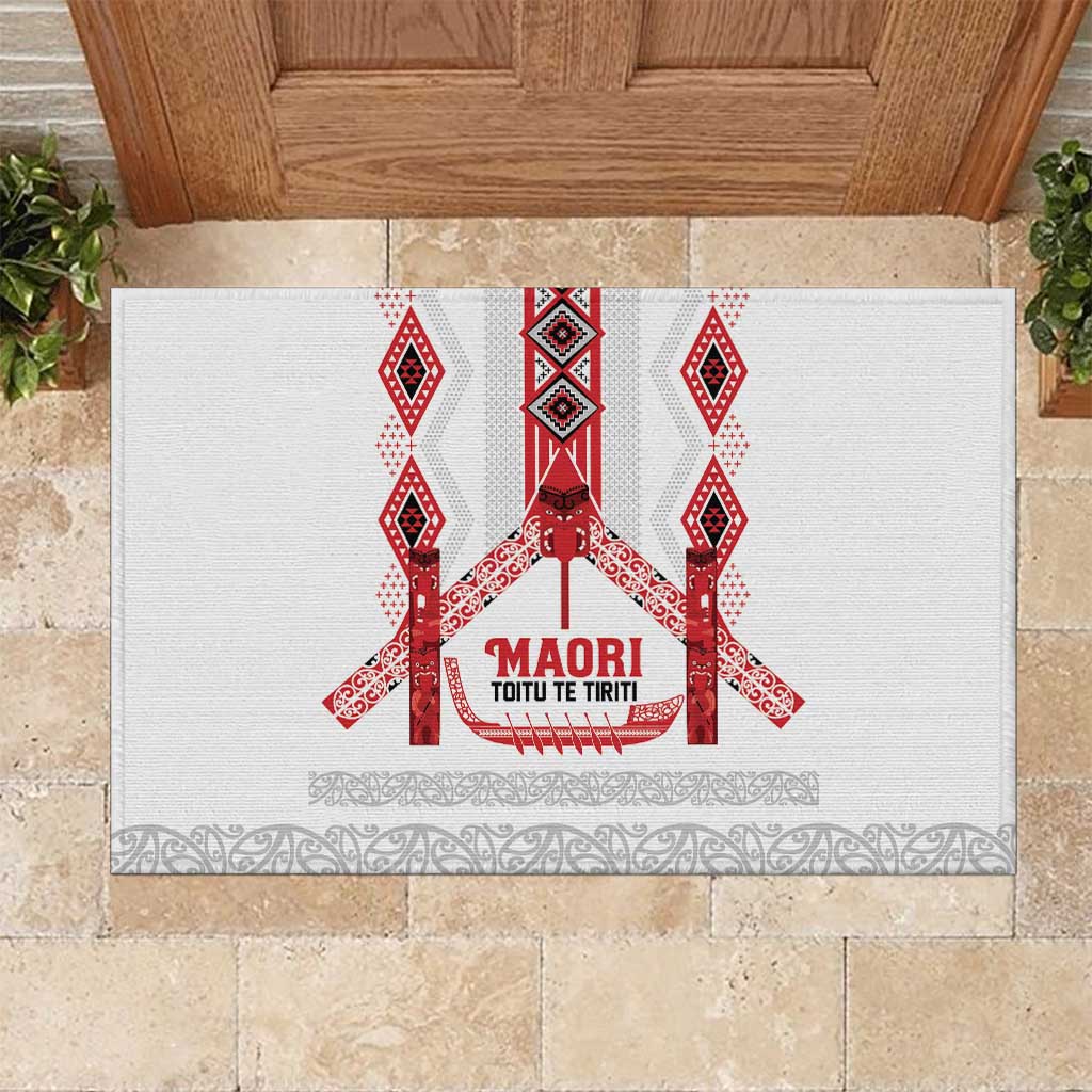 Toitu Te Tiriti Waitangi Rubber Doormat White Wharenui House - Polynesian Pride