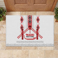 Toitu Te Tiriti Waitangi Rubber Doormat White Wharenui House - Polynesian Pride