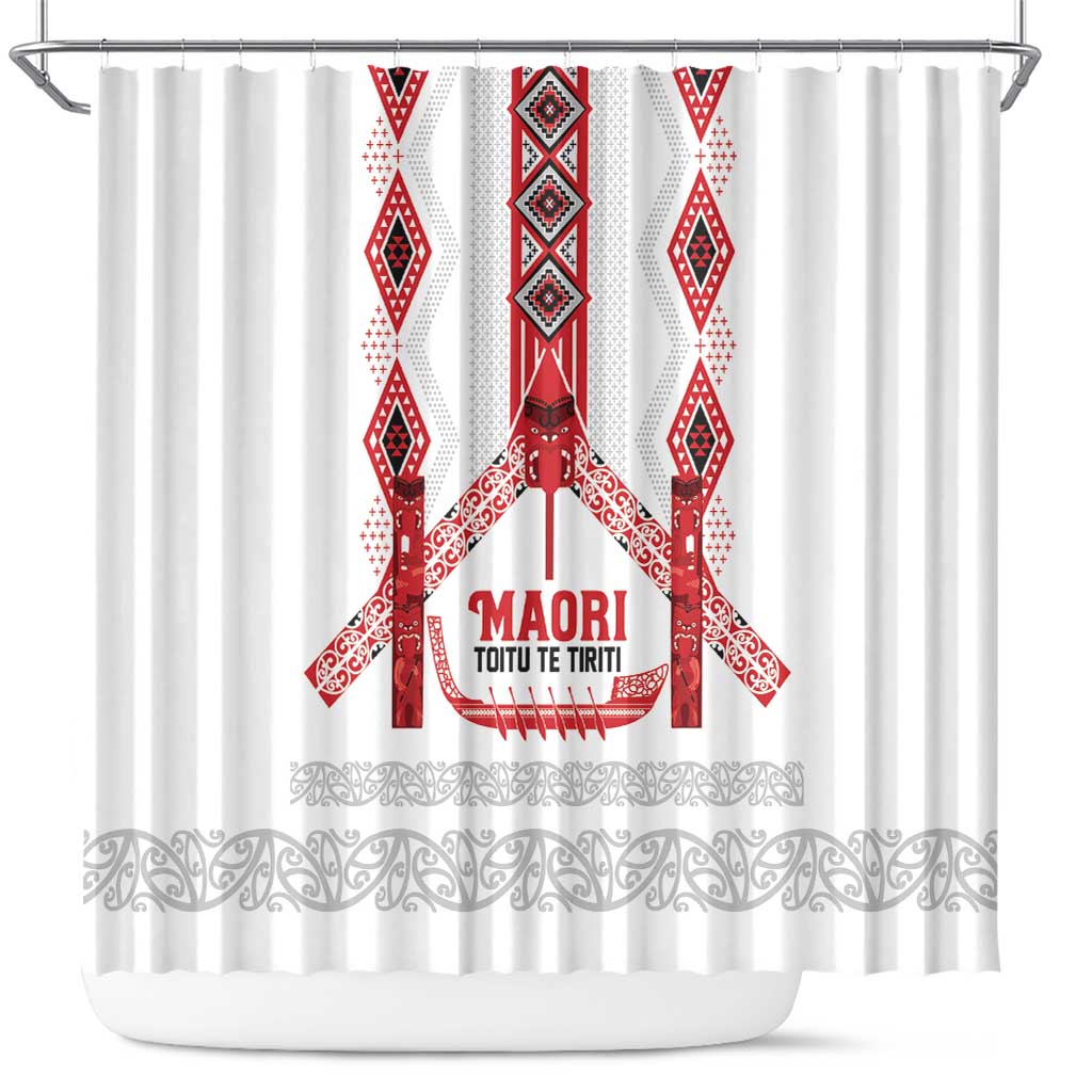Toitu Te Tiriti Waitangi Shower Curtain White Wharenui House - Polynesian Pride
