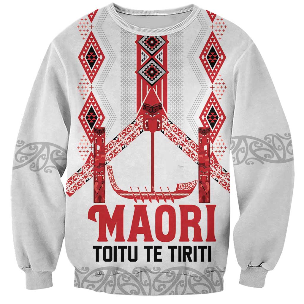 Toitu Te Tiriti Waitangi Sweatshirt White Wharenui House - Polynesian Pride