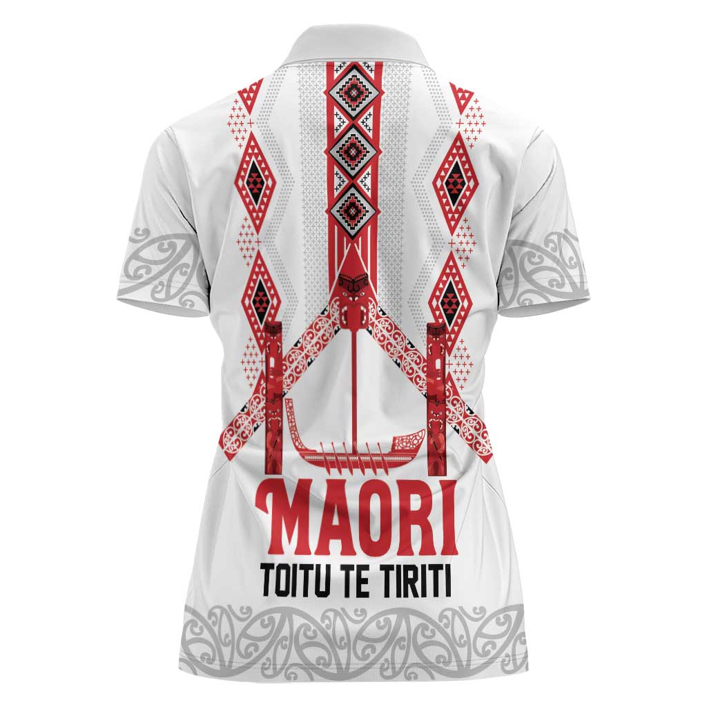 Toitu Te Tiriti Waitangi Women Polo Shirt White Wharenui House - Polynesian Pride