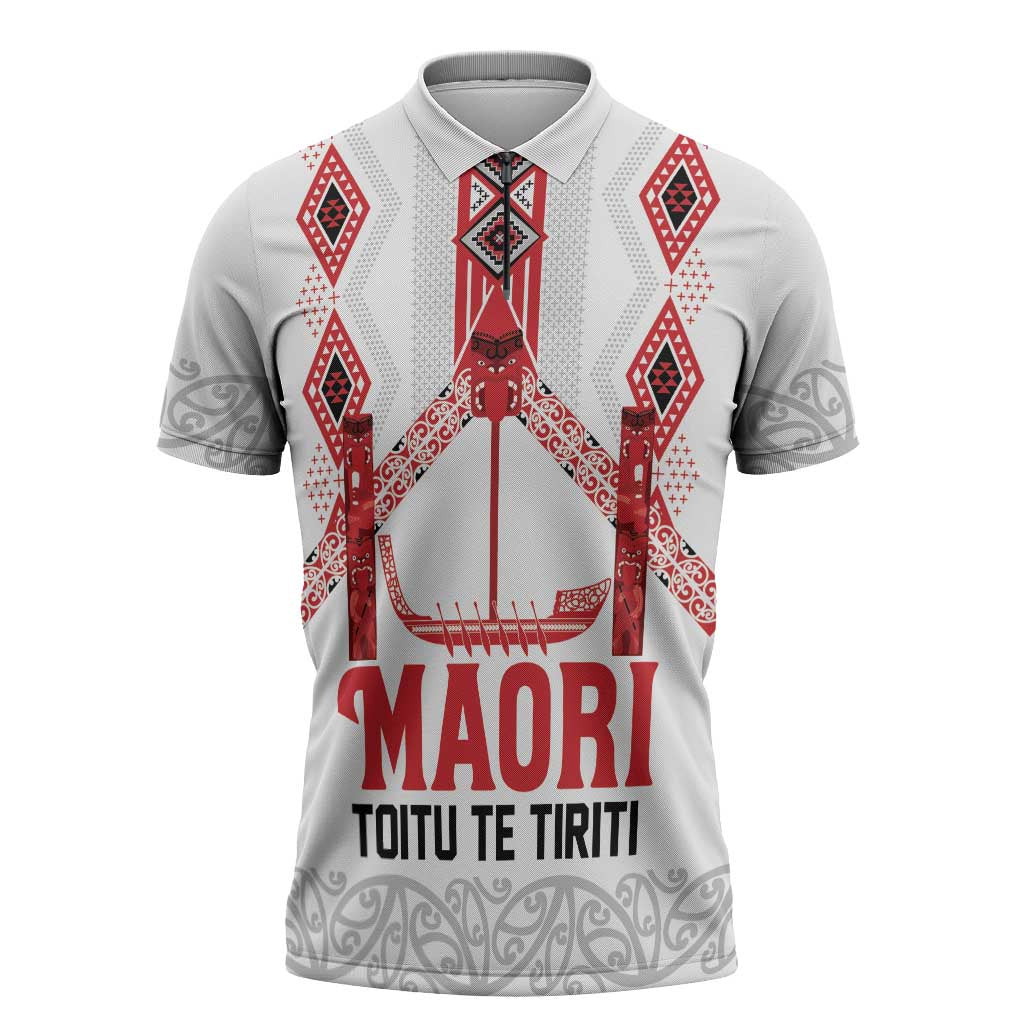 Toitu Te Tiriti Waitangi Zipper Polo Shirt White Wharenui House - Polynesian Pride