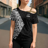 New Zealand Silver Fern Rugby Custom Cross Shoulder Shirt Maori Koru Go Black Fern - Polynesian Pride