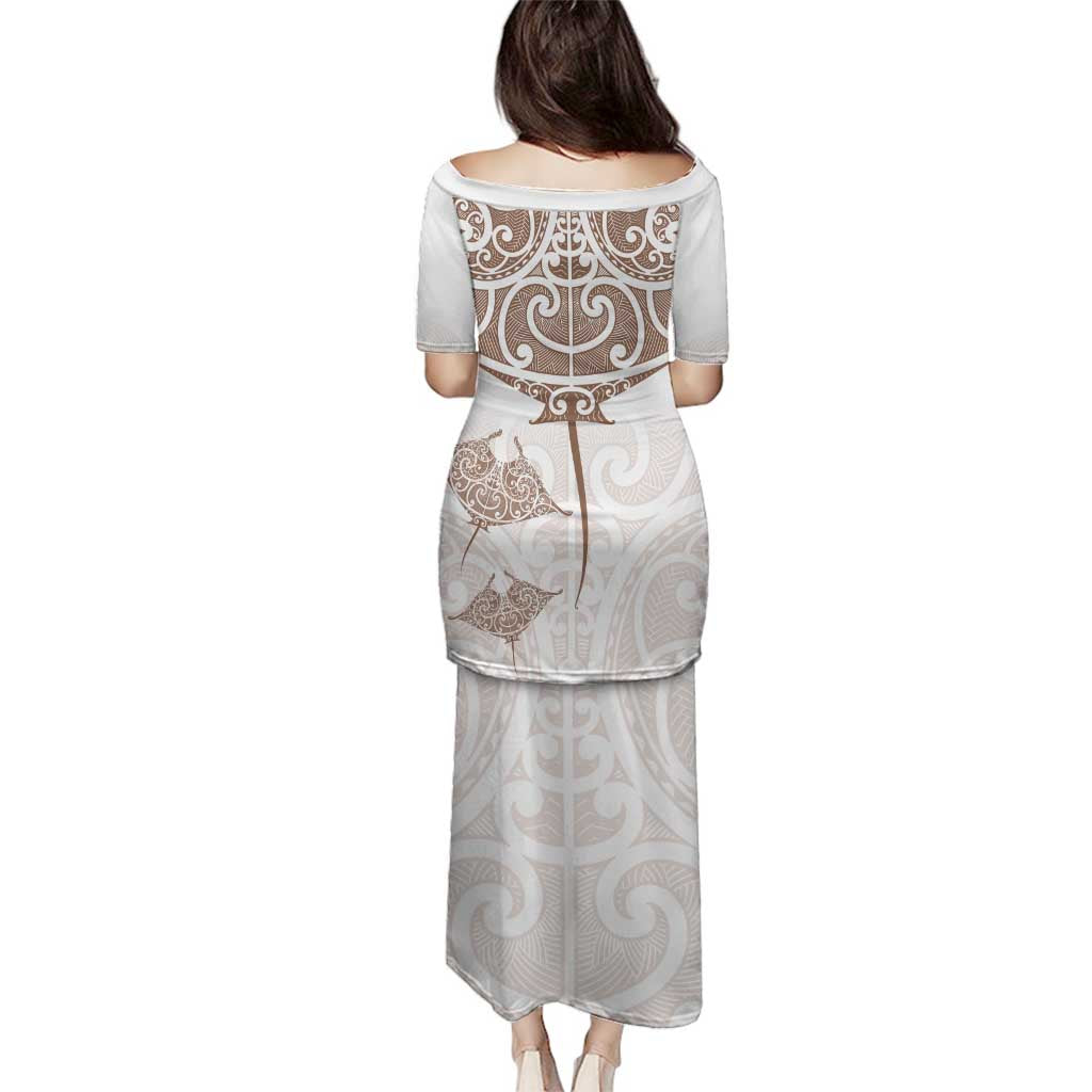 New Zealand Manta Ray Tattoo Family Matching Puletasi and Hawaiian Shirt Aotearoa Maori Haehae Beige - Polynesian Pride