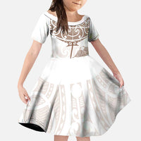 New Zealand Manta Ray Tattoo Family Matching Tank Maxi Dress and Hawaiian Shirt Aotearoa Maori Haehae Beige LT14 Daughter's Dress White - Polynesian Pride