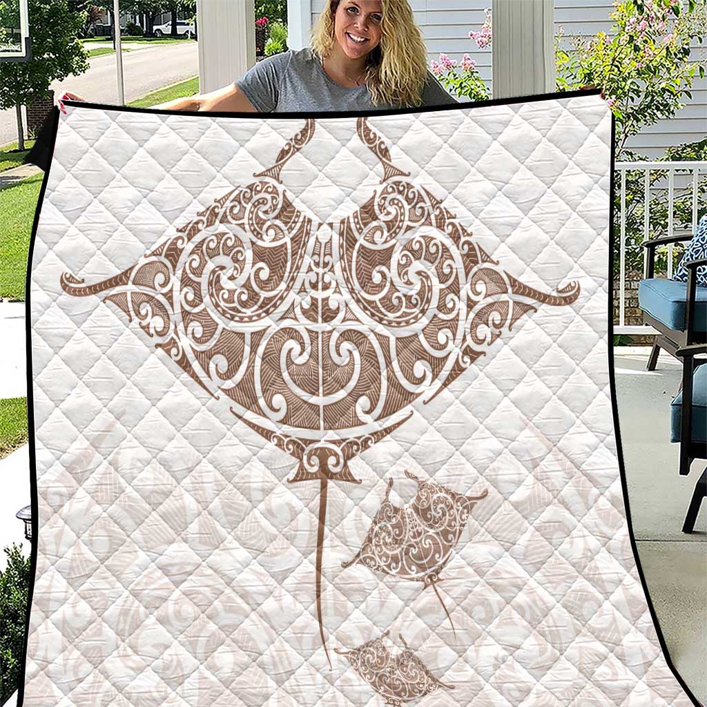 New Zealand Manta Ray Tattoo Quilt Aotearoa Maori Haehae Beige - Polynesian Pride