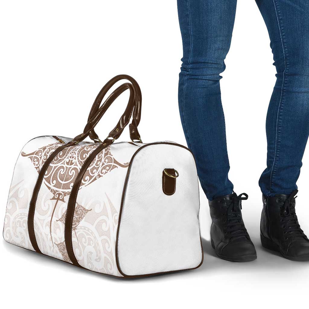 New Zealand Manta Ray Tattoo Travel Bag Aotearoa Maori Haehae Beige - Polynesian Pride