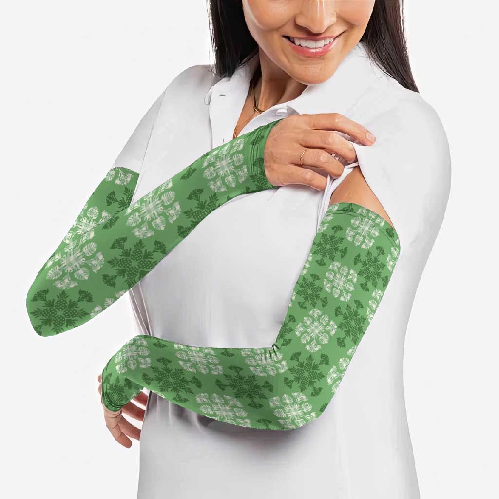 Green Hawaiian Quilt Arm Sleeves Hawaii Pineapple Monstera Palaka Motifs - Polynesian Pride