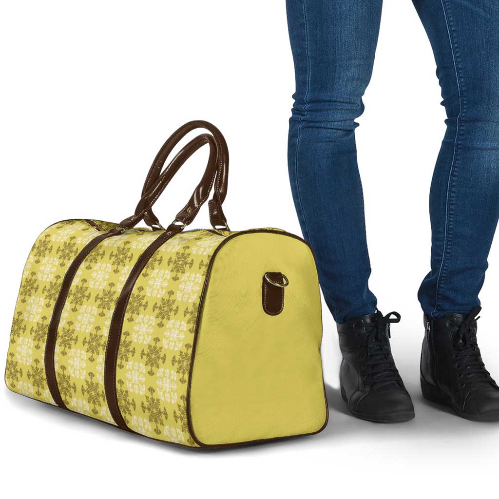Yellow Hawaiian Quilt Travel Bag Hawaii Pineapple Monstera Palaka Motifs - Polynesian Pride
